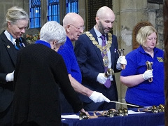 The Mayor of Kirklees joins the ringers